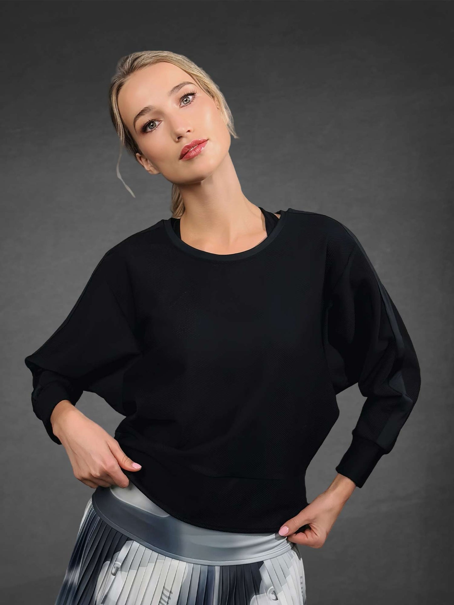 BAILA SWEATSHIRT | Technical Athletic Mesh Top