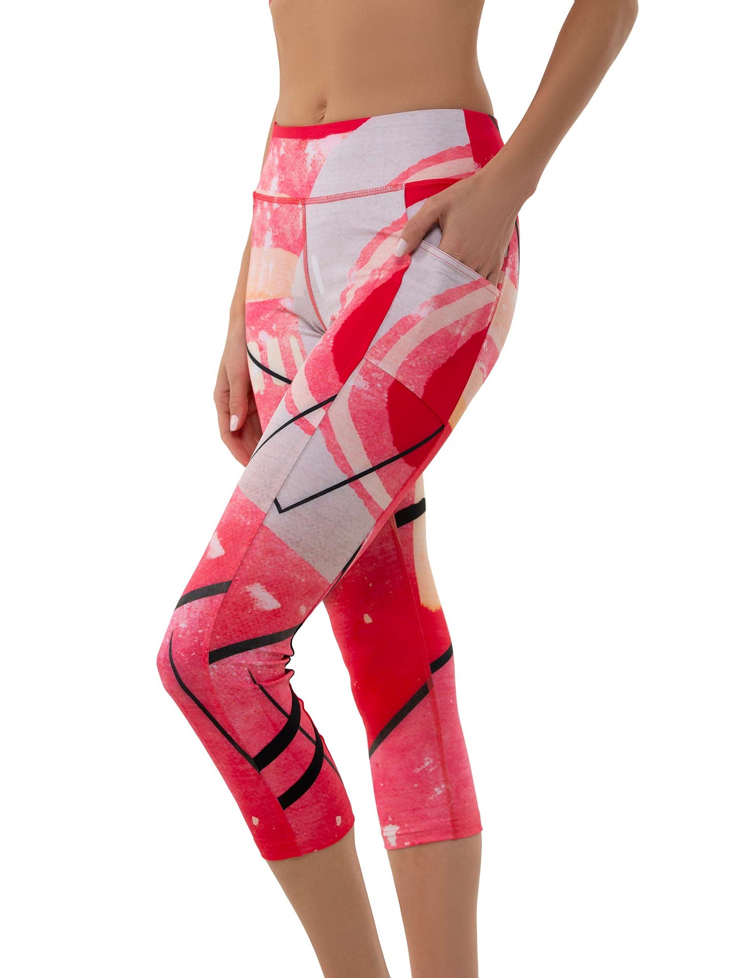 ELLE CAPRI | Performance Compression Leggings with Pockets